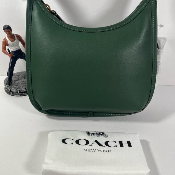 Coach Curve Zip Shoulder Bag in Brass/Hunter Green Glovetanned Leather NWT - Picture 3 of 12